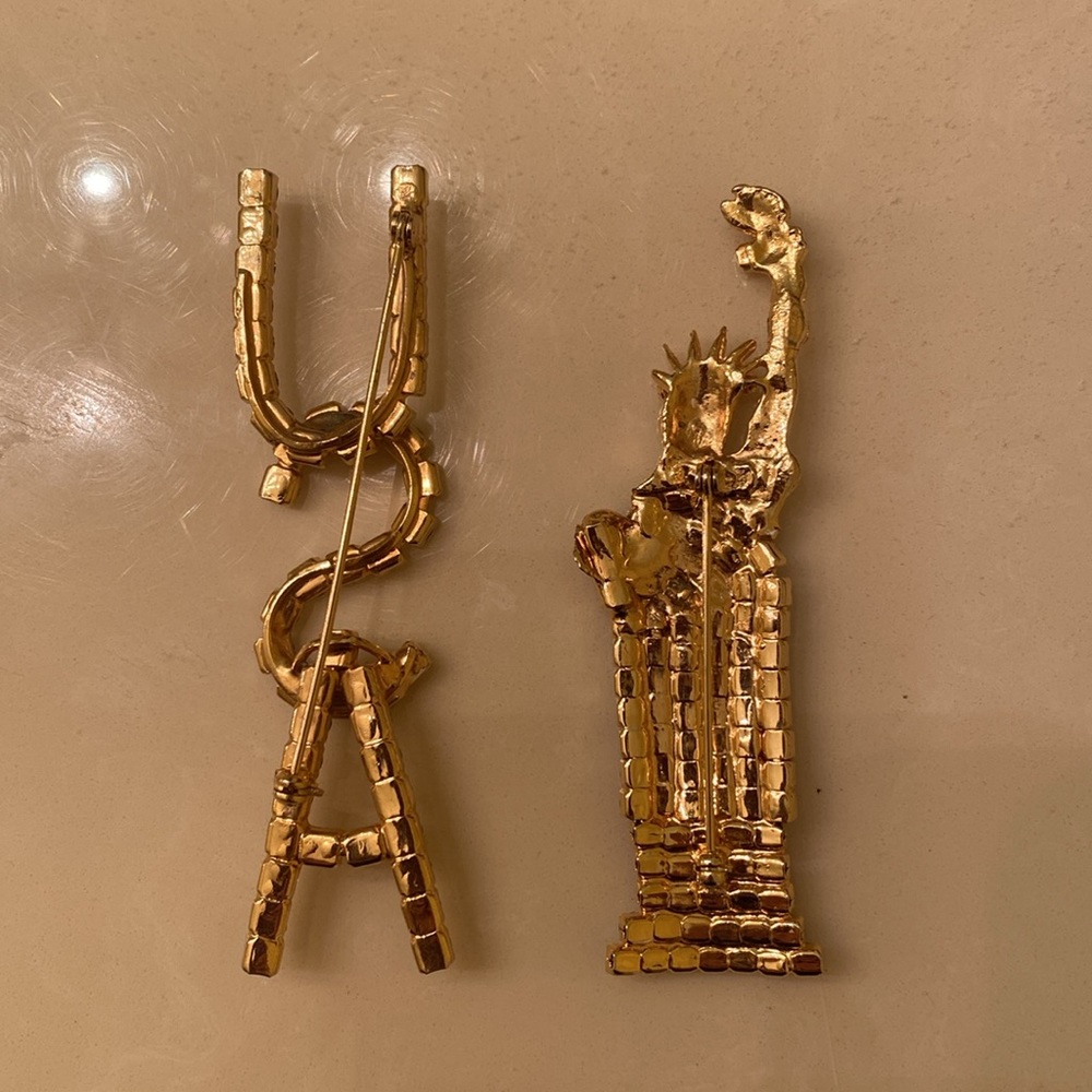 🇺🇸 PINS 🇺🇸 - Picture 2 of 4